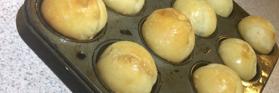 Cheat Pull Apart Just Like Homemade Dinner Rolls